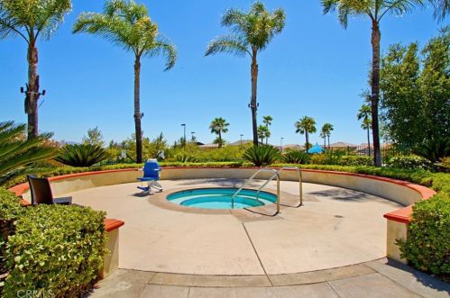 39057 Hidden Creek Ln, Temecula CA  92591-7417 exterior