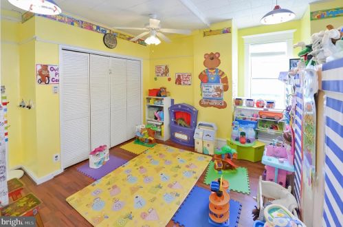 300 White Horse Pike, Camden NJ  08107-1309 exterior