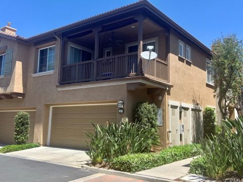 28 Ardmore, Irvine CA  92602-0115 exterior