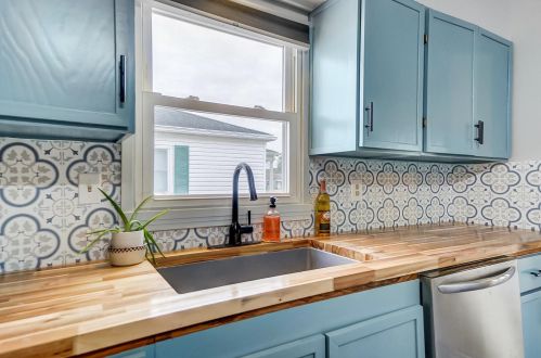 914 Barker Dr, Springfield OH 45505-2712 exterior