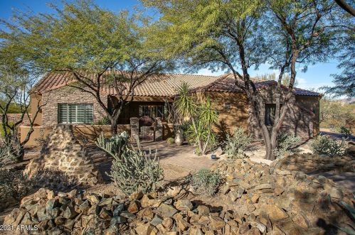 38482 72nd St, Cave Creek, AZ 85331-8311