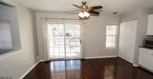 1602 Windsor Ct, Parsippany NJ  07834-3448 exterior