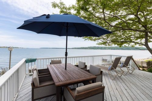 2905 Bay Shore Rd, Greenport NY  11944-2730 exterior