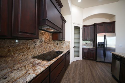 5021 Circula De Hacienda, Lake Havasu City AZ  86406-4485 exterior