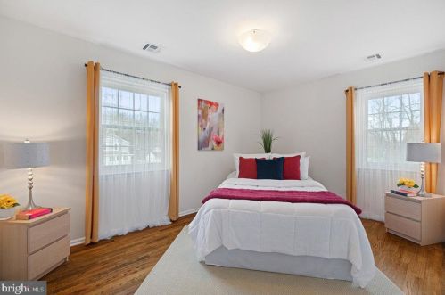 1 Fieldston Rd, Princeton NJ 08540-6453 exterior