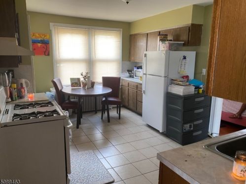 17 Mangold St, Paterson NJ 07508-1713 exterior