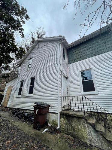 833 Crescent Ave, Covington, KY 41011-1019