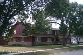 425 Colby Rd, Waterloo IA  50701-5166 exterior