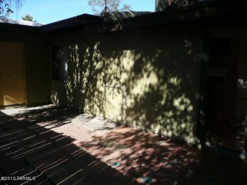 1670 Belvedere Ave, Tucson, AZ 85712-3424