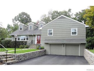 14 Longview Dr, Scarsdale, NY 10583-1944