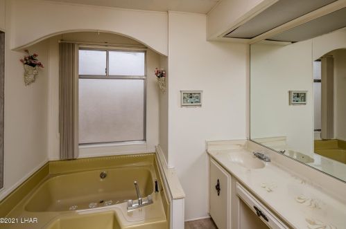 3220 Erwin Ln, Lake Havasu City AZ  86404-9757 exterior