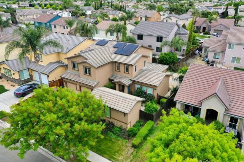 437 Creekside Dr, Grayson CA  95363-8834 exterior