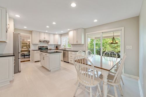 103 Lexington Dr, Canonsburg, PA 15317-3622