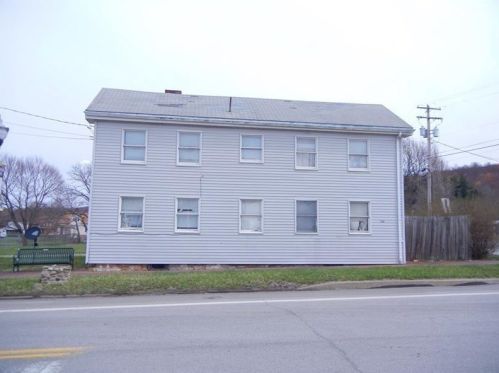1261 National Pike, Hopwood, PA 15445-2265