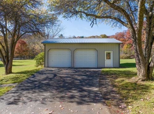 3045 Water Level Rd, Somerset, PA 15501-4607