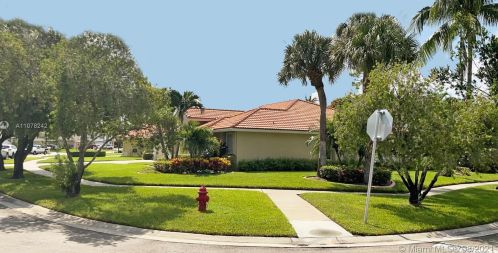 232 Monterey Way, West Palm Beach, FL 33411-7818