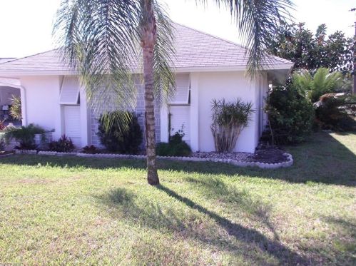 343 Richland Rd, Lehigh Acres, FL 33936-1447