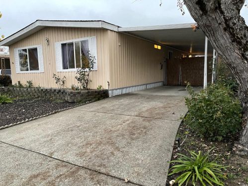 76 Charro Dr, Santa Rosa, CA 95401-9031