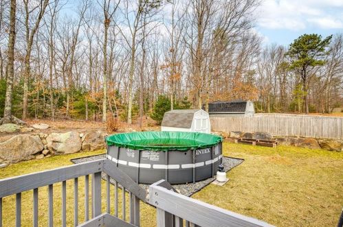 73 Remington Farm Dr, Coventry RI  02816-8276 exterior