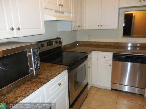 3122 Tuscany Way, Boynton Beach FL  33435-7810 exterior