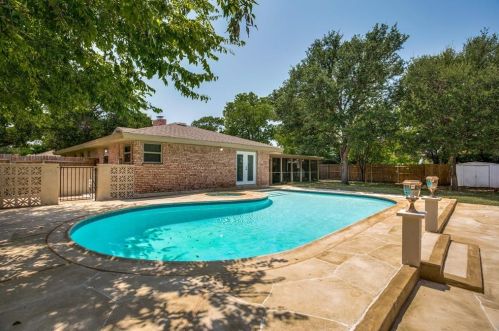 3804 Minot Ave, Fort Worth, TX 76133-2944