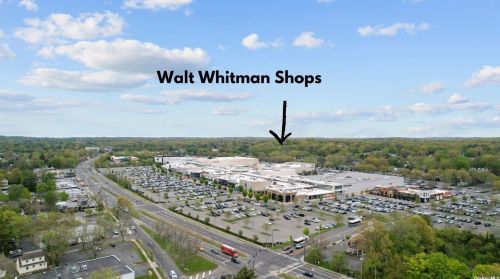 12 Covington St, Huntington Station NY  11746-8406 exterior