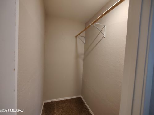 4830 Ferret Dr, Tucson AZ 85742-9543 exterior