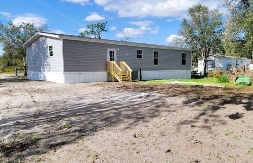 8816 Hampshire Ave, Arcadia FL 34269-3409 exterior