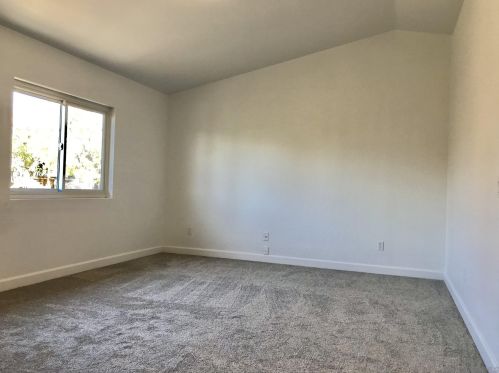 13306 Bavarian Dr, San Diego CA  92129-2373 exterior