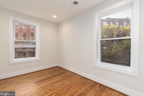 1509 Vermont Ave, Washington DC 20005-3712 exterior