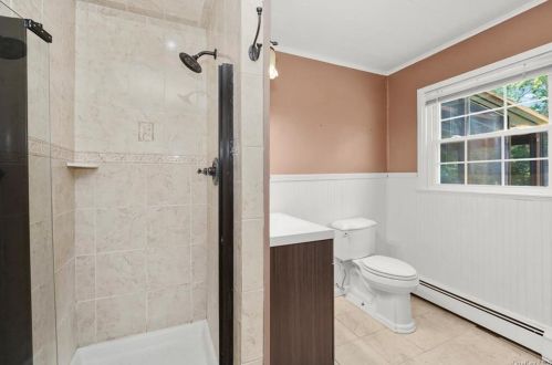 17 Widmer Rd, New Hamburg NY  12590-3019 exterior
