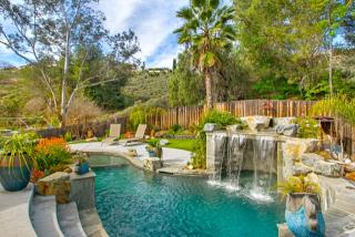 13730 Silver Lake Dr, Poway, CA 92064-3721