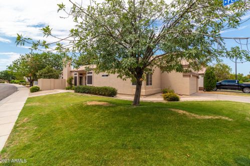 1339 Parkside Dr, Gilbert, AZ 85234-5405