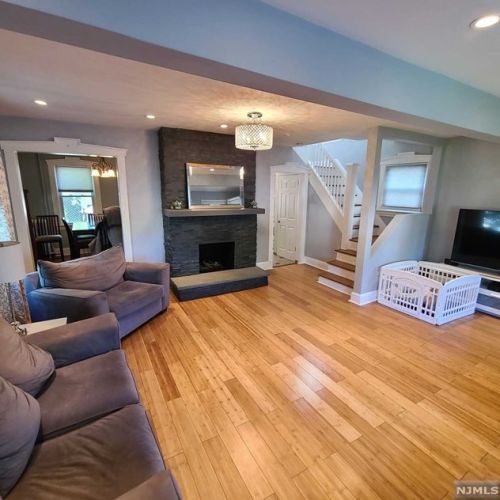 54 Hackensack Ave, Ridgefield Park NJ  07660-1328 exterior