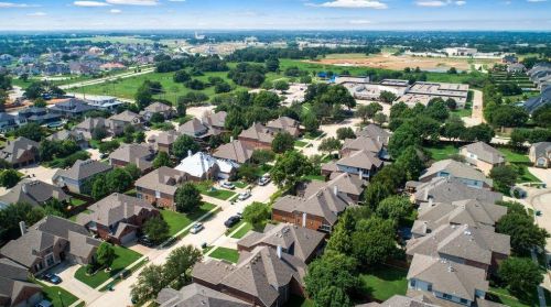 3604 Leanne Dr, Lewisville TX  75022-0962 exterior