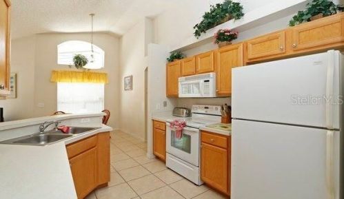 2661 Emerald Island Blvd, Kissimmee FL  34747 exterior