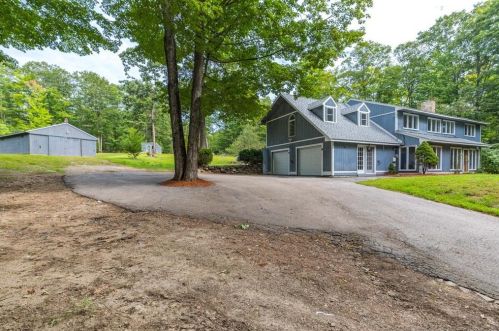 11 Oldham Rd, Raymond NH  03077-1609 exterior
