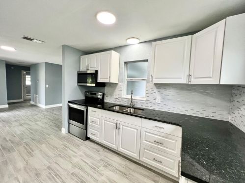 1067 Libby Ct, Daytona Beach FL 32117-4588 exterior