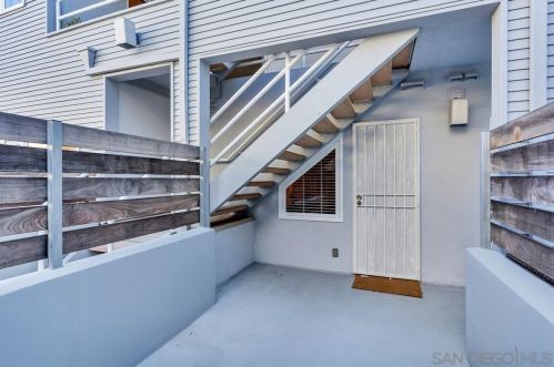 2926 Kellogg St, San Diego CA 92106-3555 exterior