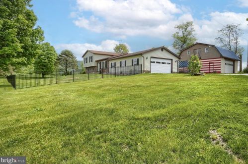 105 Church Of God Rd, North Newton, PA 17241-8712