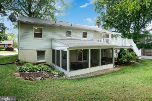 7 Brandywine Dr, Shrewsbury PA  17361-1803 exterior