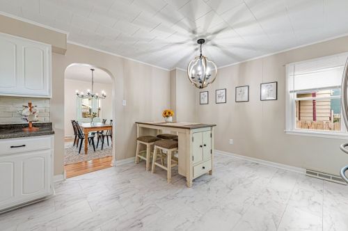 214 Loyalhanna Ave, Latrobe PA  15650-1724 exterior