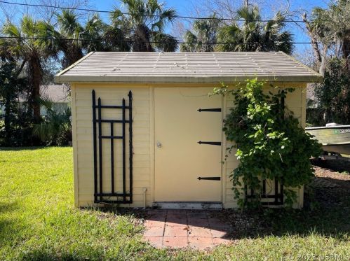 1620 Orange Tree Dr, Edgewater, FL 32132-3312