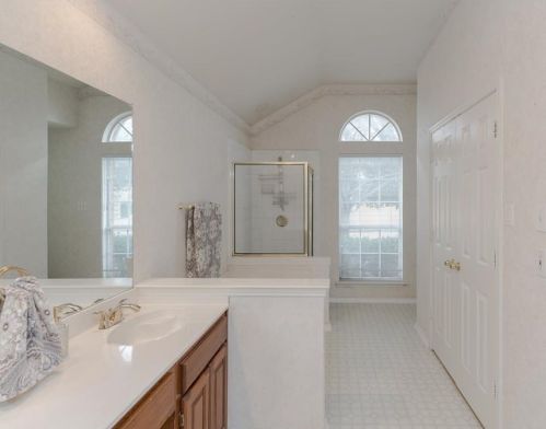 113 Mdw Ln, Denton TX  76207-7409 exterior