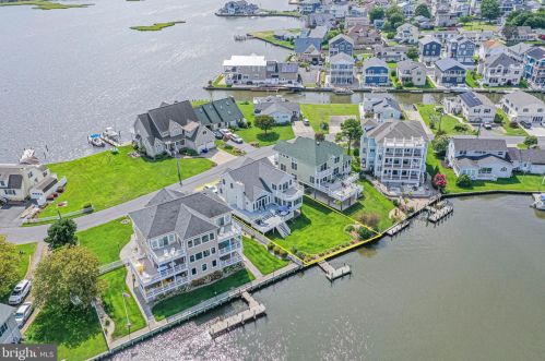 38377 Bay Berry Ln, Selbyville DE  19975 exterior