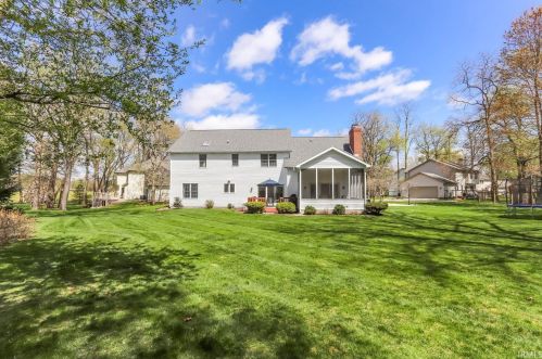10810 Pine Cone Ct, Granger, IN 46530-7202