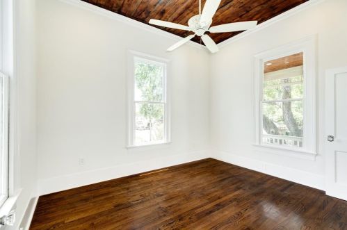 1804 37 St, Galveston TX 77550-6726 exterior