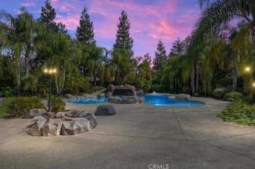 11308 Stancombe Ln, Bakersfield, CA 93312-7003
