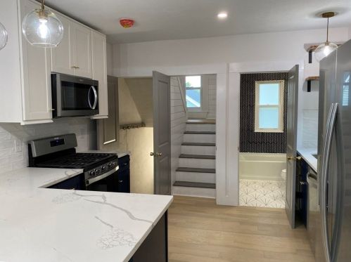 31 Emerson St, Weymouth MA  02189-1709 exterior