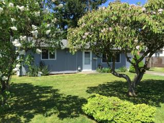 1203 Willow St, Olympia, WA 98503-2355